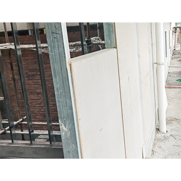 泄爆墙 专业泄爆 质量轻 优质原料 阻燃三小时 性能稳定